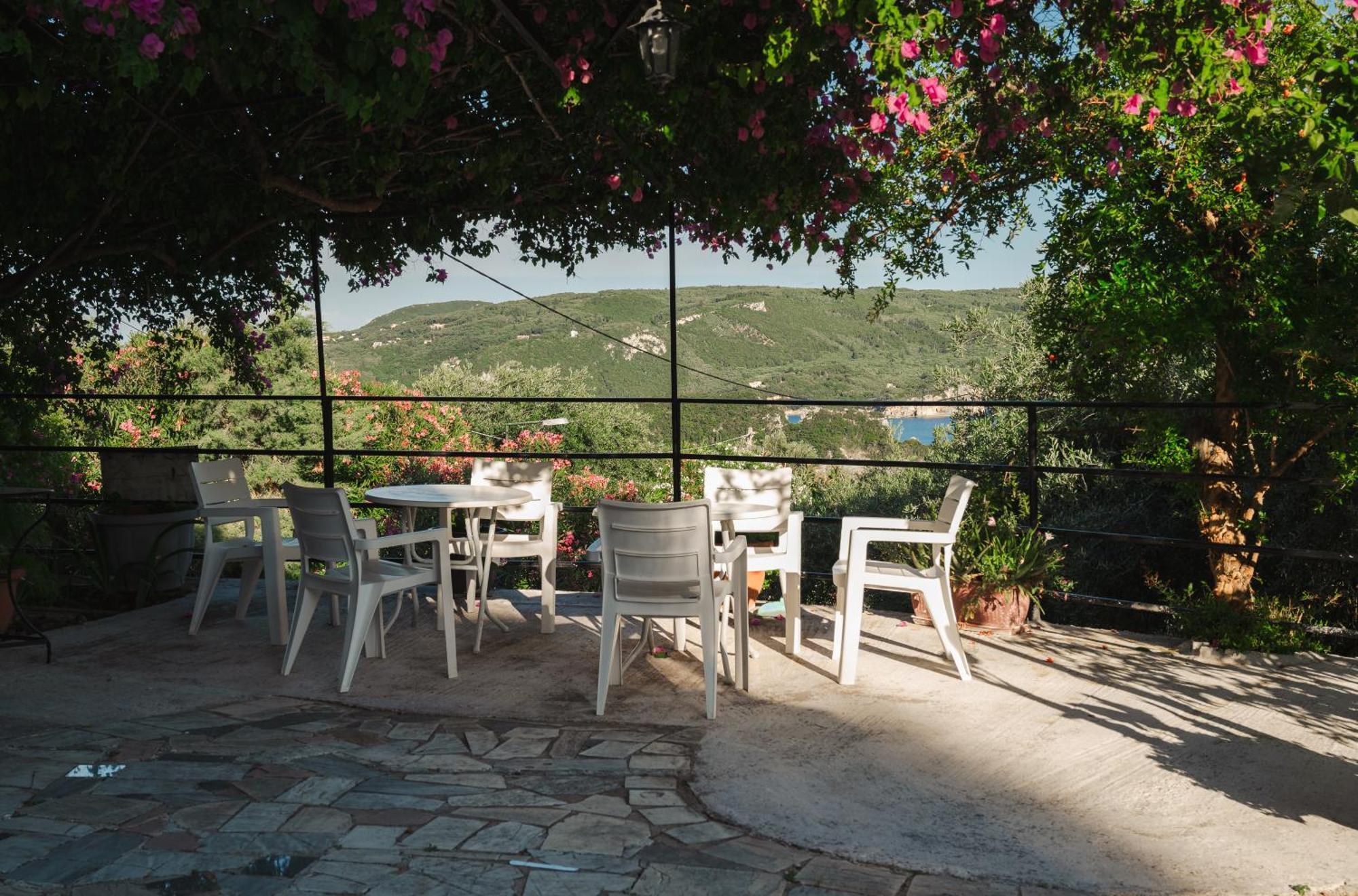 Ulisse Apartments Paleokastritsa Buitenkant foto