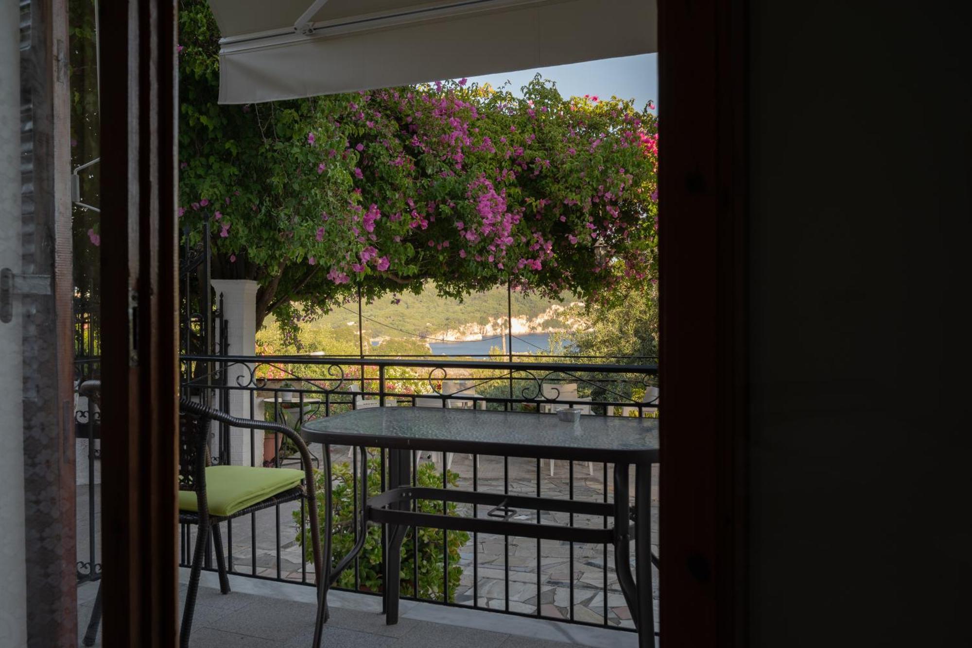 Ulisse Apartments Paleokastritsa Buitenkant foto